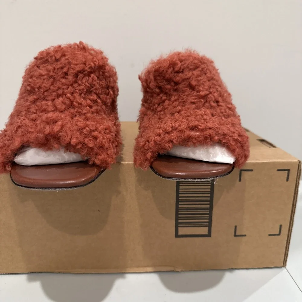 Tory Birch Size 10M Block T Heel Mule Kaku Shearling Sandal 80mm Smoked Paprika